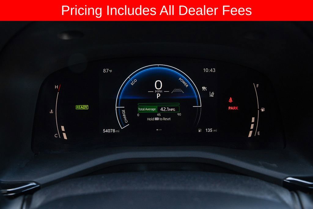 Used 2025 Toyota Camry LE FWD image 17