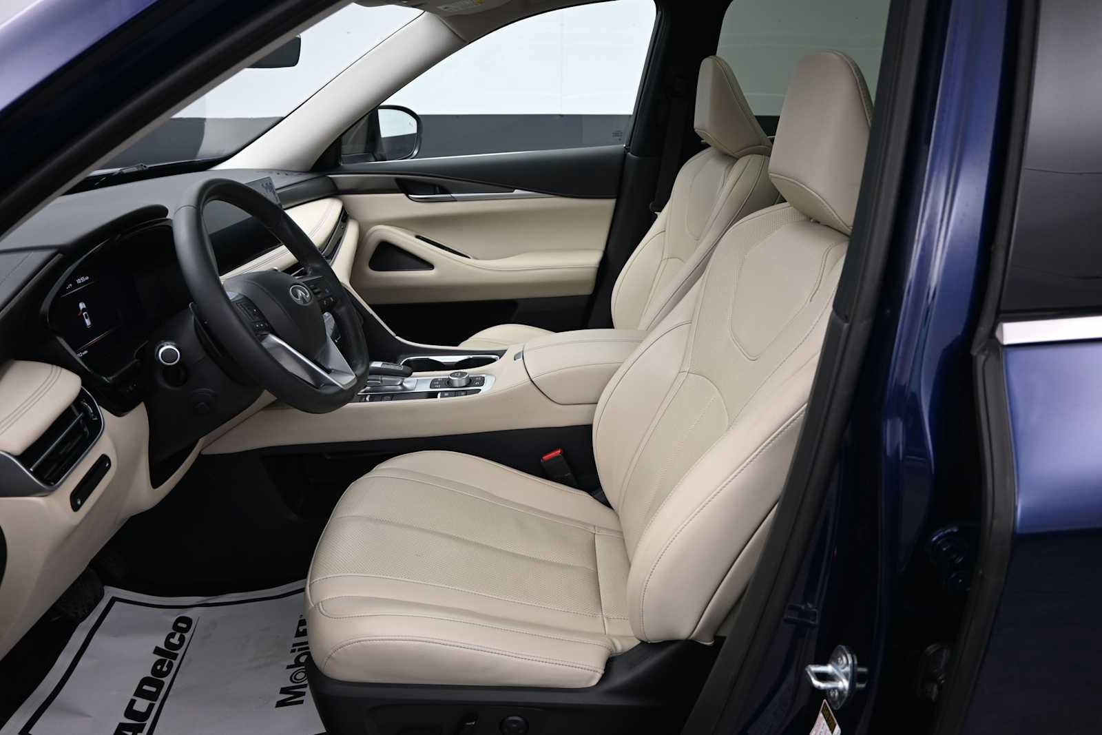 Used 2023 INFINITI QX60 Luxe w/ Cargo Package AWD/4WD image 22