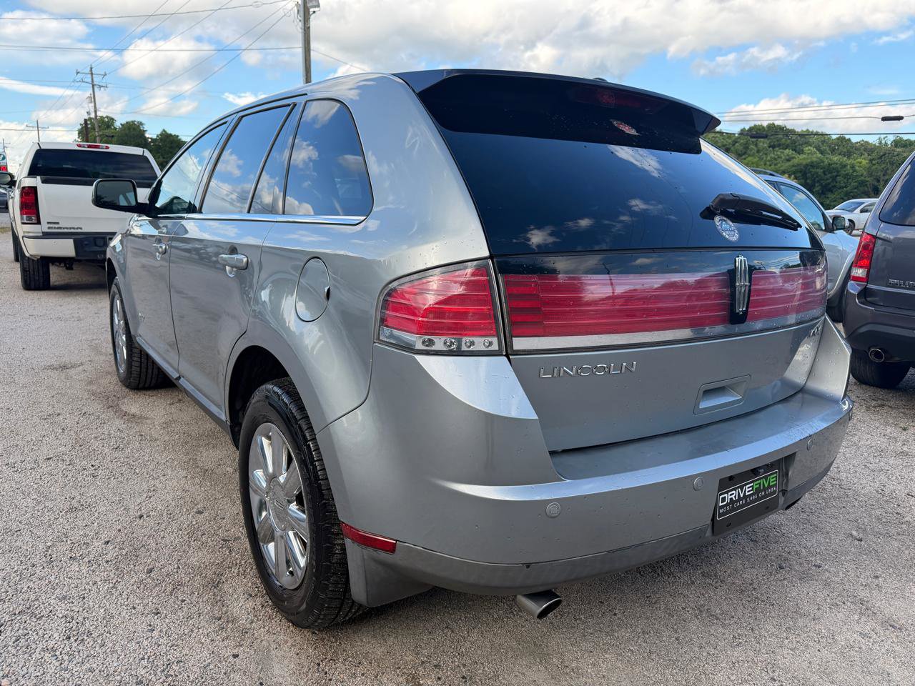 Used 2007 Lincoln MKX 2WD image 3