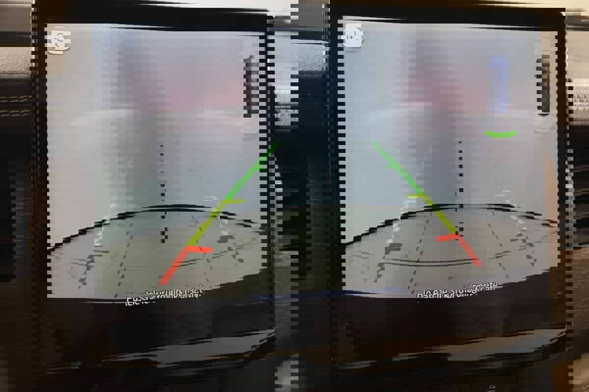 Used 2022 Ford Expedition Max Limited image 10