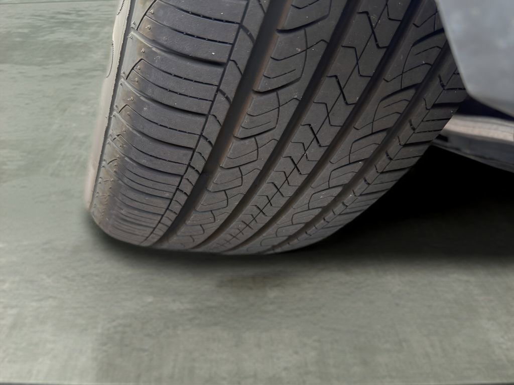 Used 2020 Ford Escape SE Sport FWD image 25