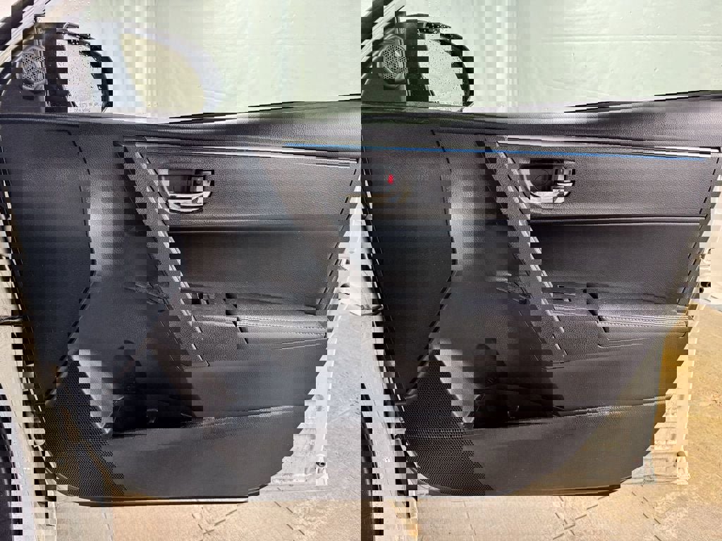 Used 2014 Toyota Corolla S Premium FWD image 18