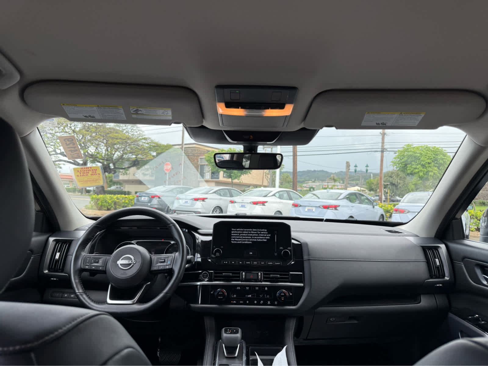Used 2023 Nissan Pathfinder SL image 11
