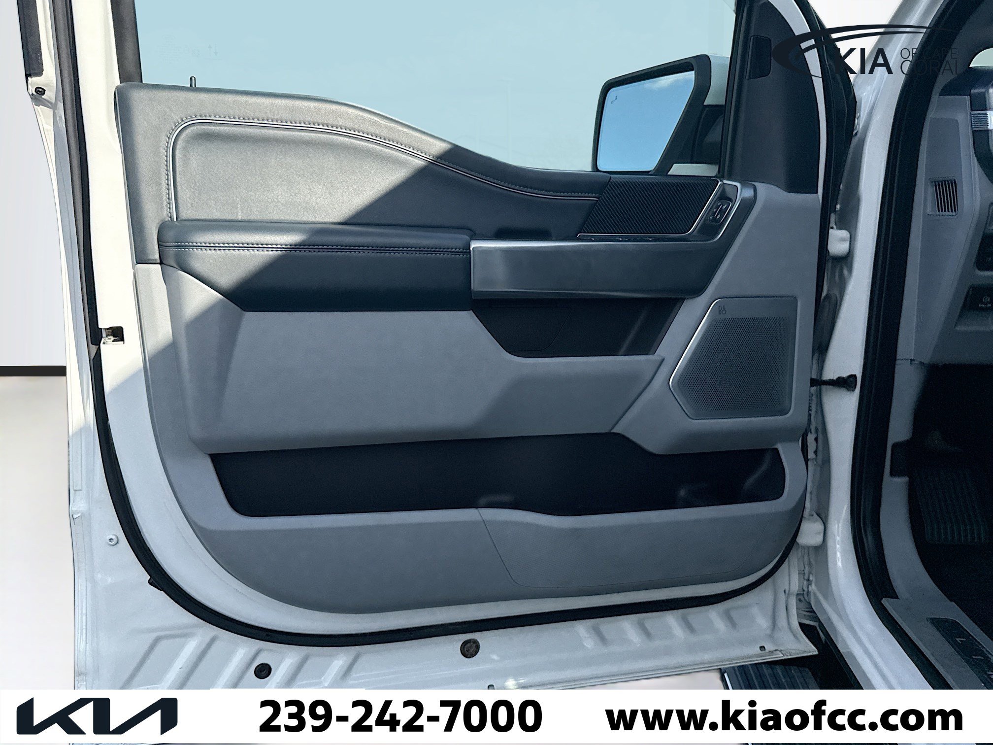 Used 2022 Ford F150 Limited image 19