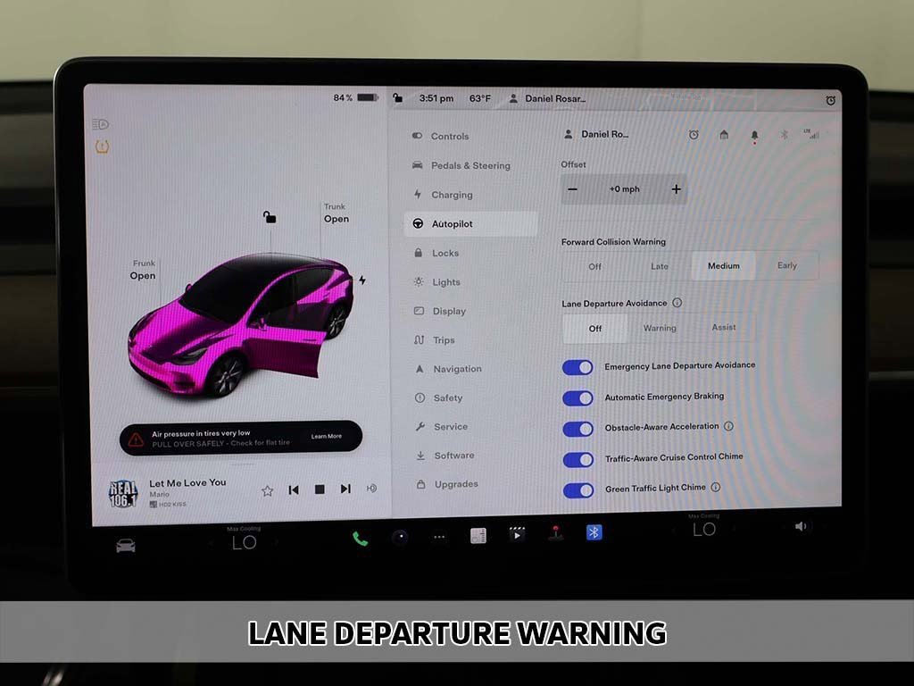 Used 2022 Tesla Model Y Long Range image 8
