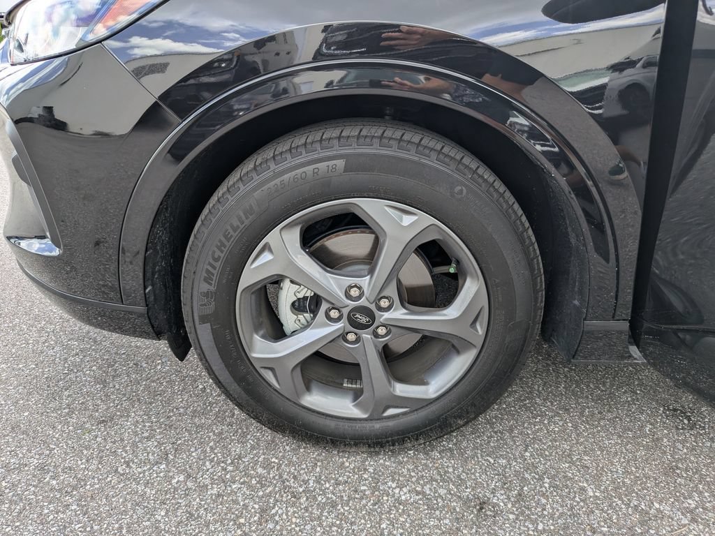 Certified 2024 Ford Escape ST-Line w/ Tech Pack #1 FWD image 32