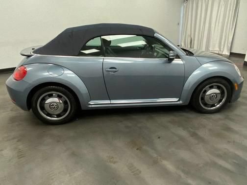 Used 2016 Volkswagen Beetle 1.8T Denim FWD image 7