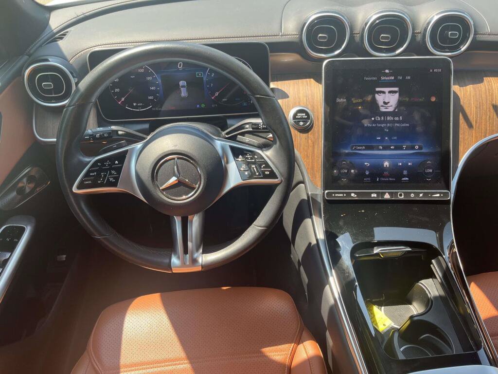 Certified 2023 Mercedes-Benz GLC 300 4MATIC image 2