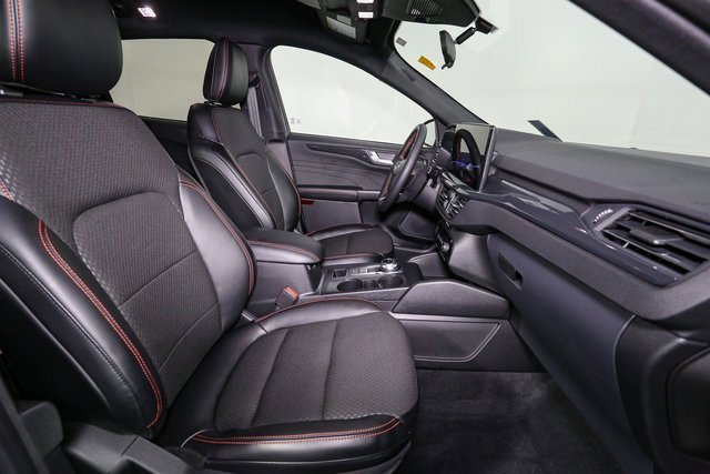 Used 2023 Ford Escape ST-Line w/ Tech Pack #1 image 16