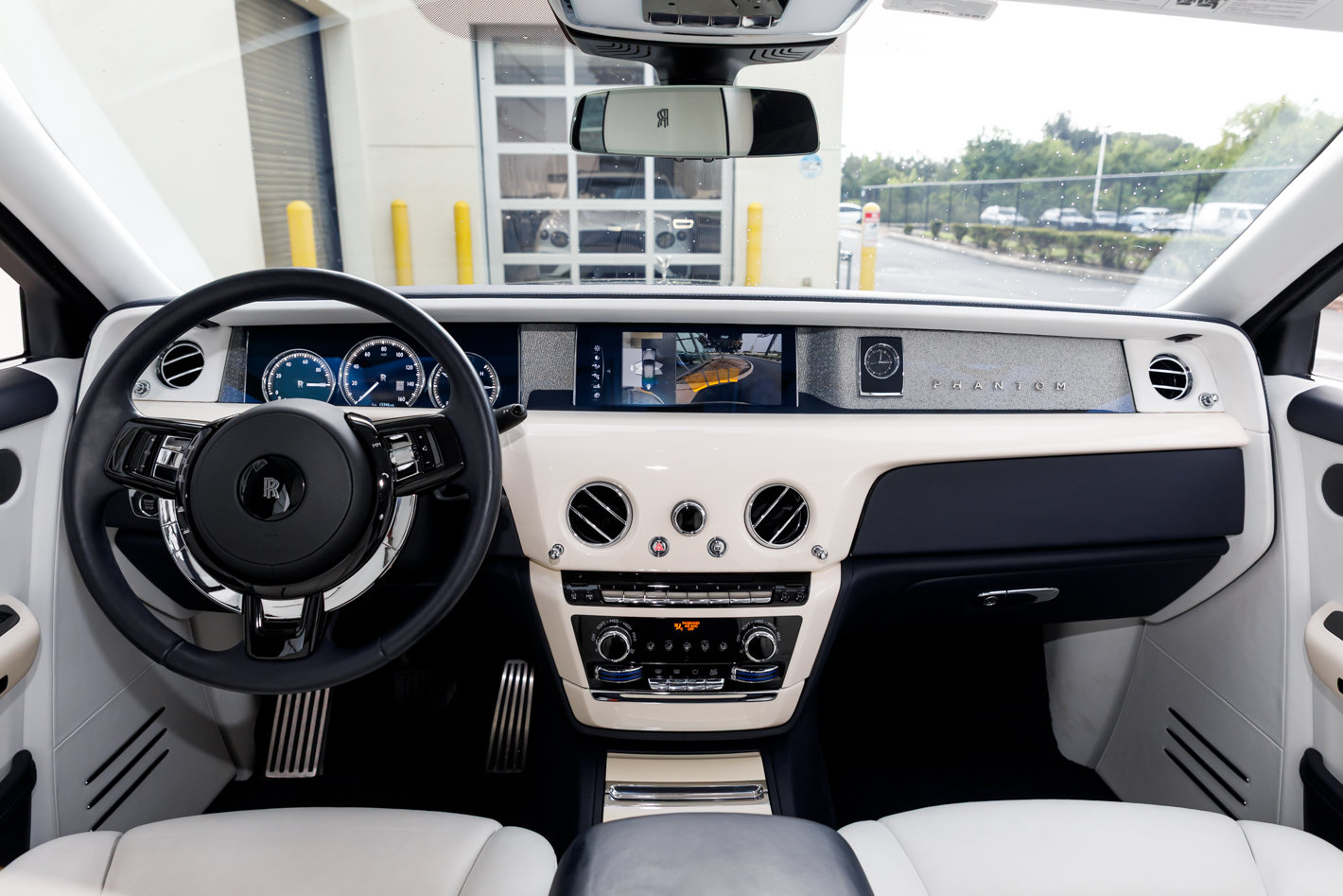 Certified 2020 Rolls-Royce Phantom Sedan RWD image 31