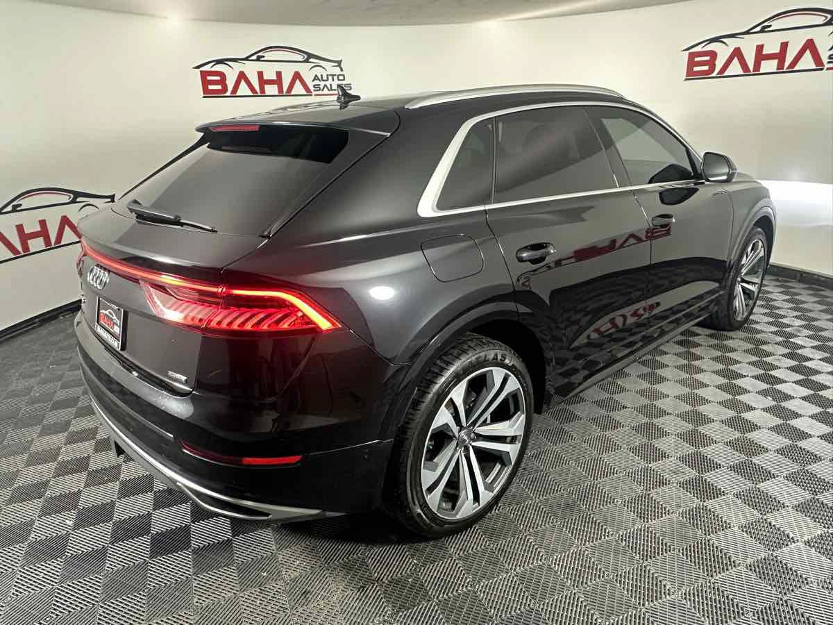Used 2019 Audi Q8 Prestige AWD/4WD image 9