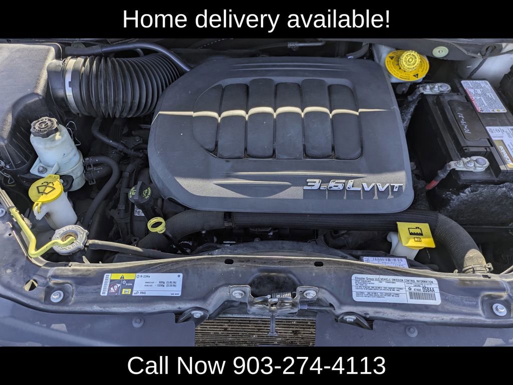 Used 2014 Chrysler Town & Country Touring-L w/ Driver Convenience Group image 37