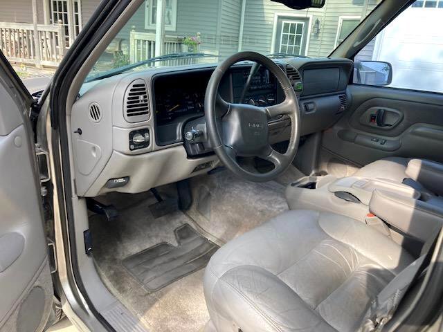 Used 1998 GMC Yukon SLT w/ Marketing Opt Pkg 5 image 18