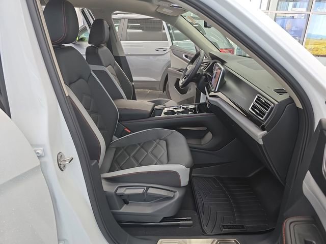 New 2026 Volkswagen Atlas Peak Edition AWD/4WD image 20
