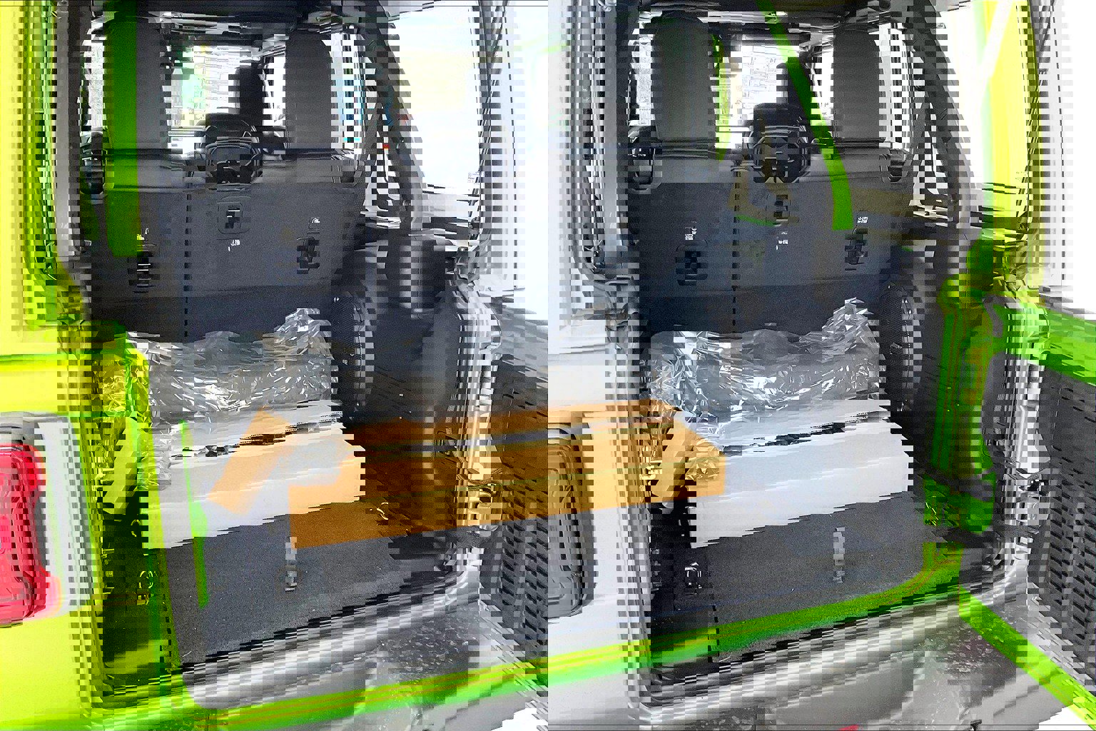 New 2025 Jeep Wrangler Unlimited Rubicon 392 image 11