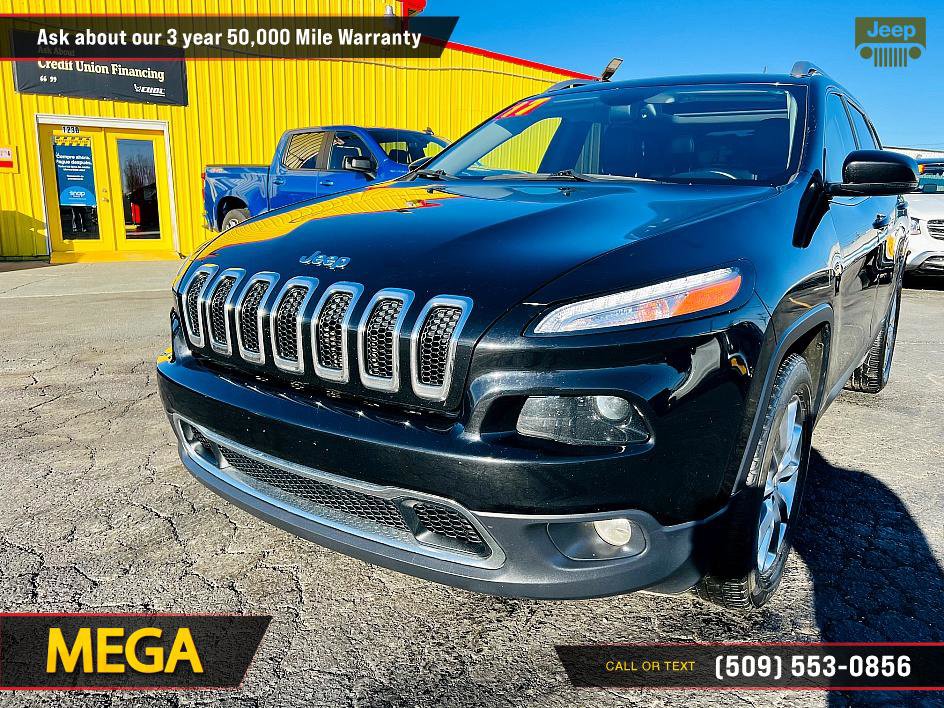 Used 2017 Jeep Cherokee Limited w/ Luxury Group image 2