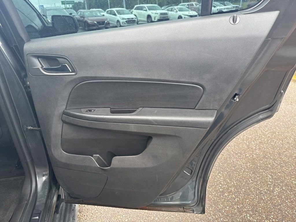 Used 2013 Chevrolet Equinox LS FWD image 23