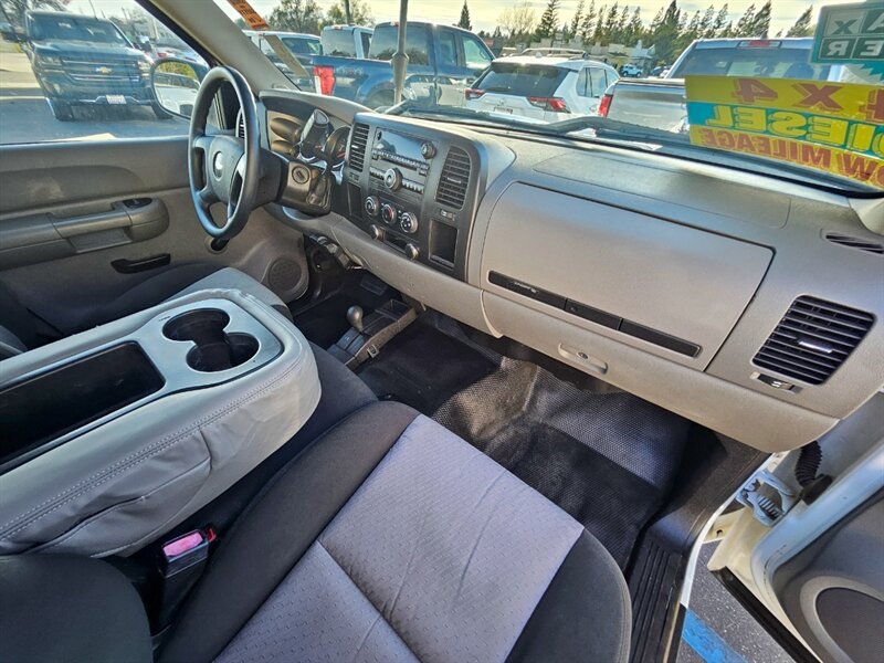 Used 2009 Chevrolet Silverado 2500 W/T AWD/4WD image 21