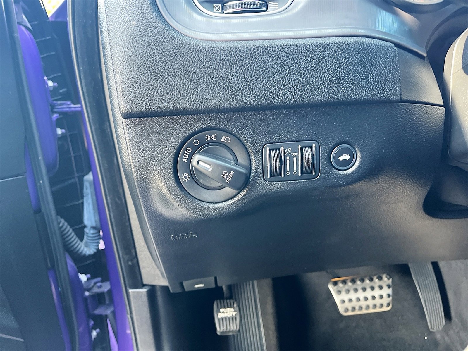 Used 2023 Dodge Charger Scat Pack w/ Harman/Kardon Audio Group image 10