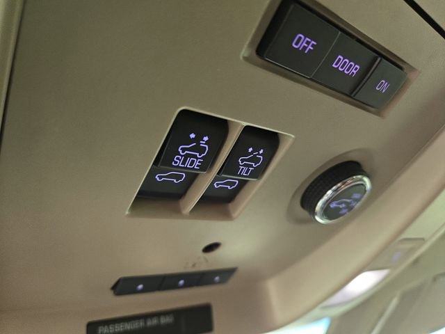 Used 2017 Chevrolet Suburban Premier image 28