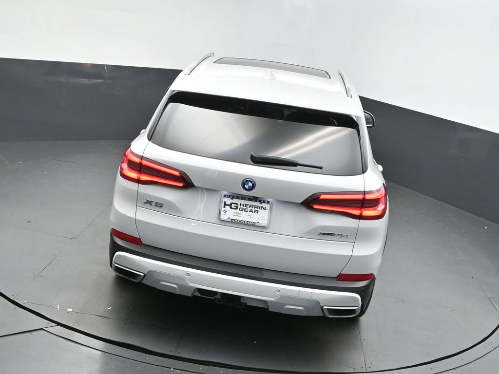 Certified 2022 BMW X5 xDrive45e w/ Premium Package image 37