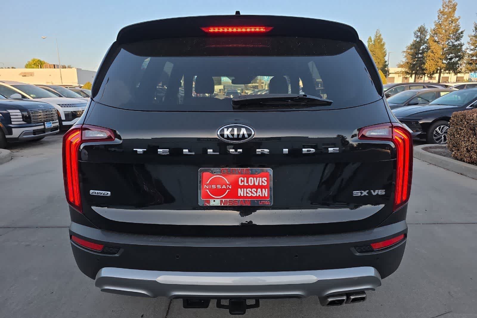 Used 2020 Kia Telluride SX w/ SX Prestige Package AWD/4WD image 8