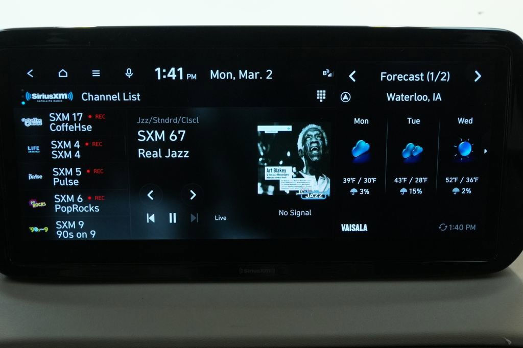 Used 2023 Hyundai Santa Fe SEL image 32