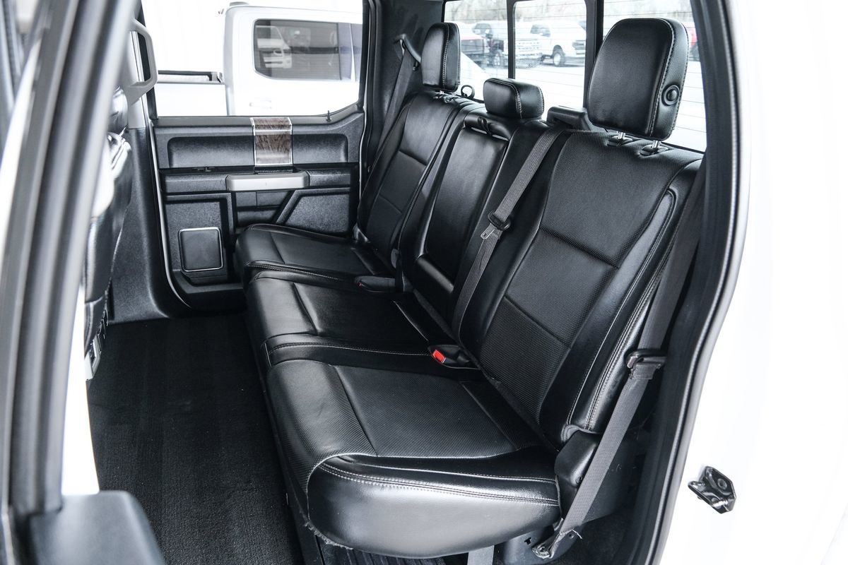 Used 2018 Ford F250 Lariat w/ Chrome Package image 40