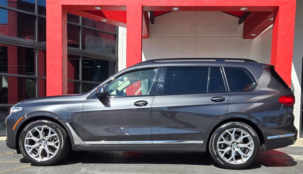 Used 2021 BMW X7 xDrive40i w/ Premium Package image 5