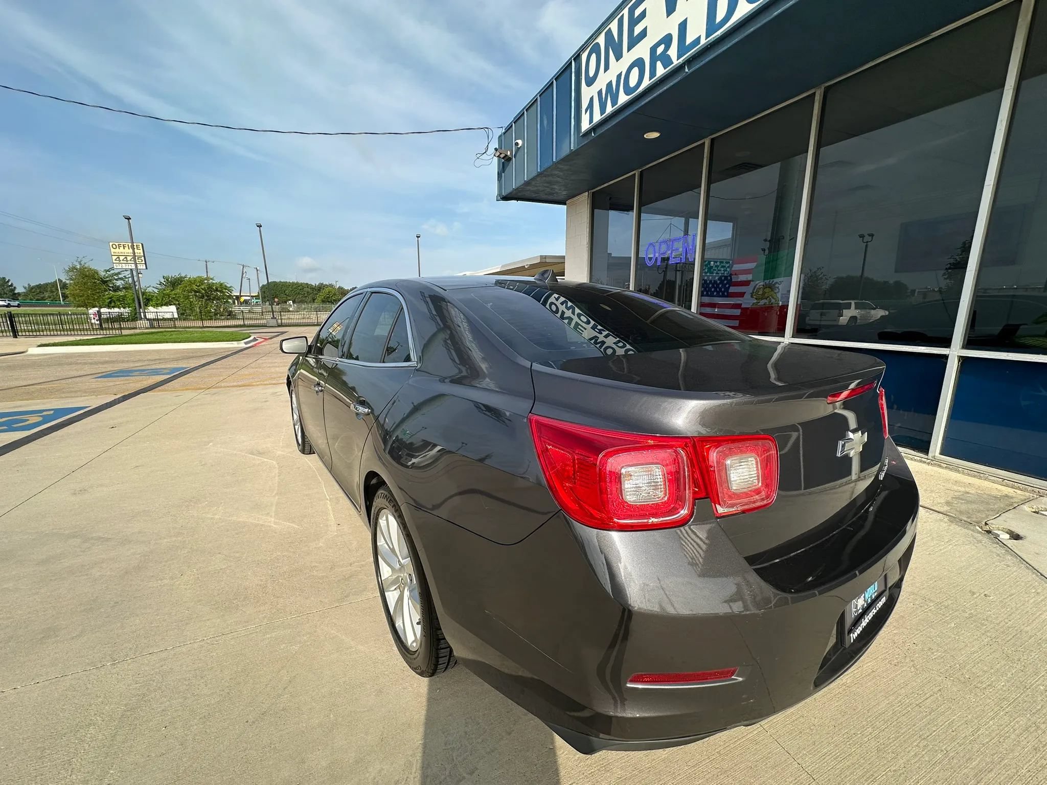 Used 2013 Chevrolet Malibu LTZ FWD image 3