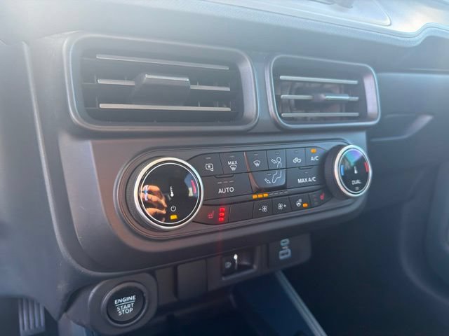 Used 2024 Ford Maverick Lariat w/ Black Appearance Package AWD/4WD image 18