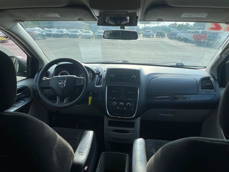 Used 2012 Dodge Grand Caravan SE FWD image 13