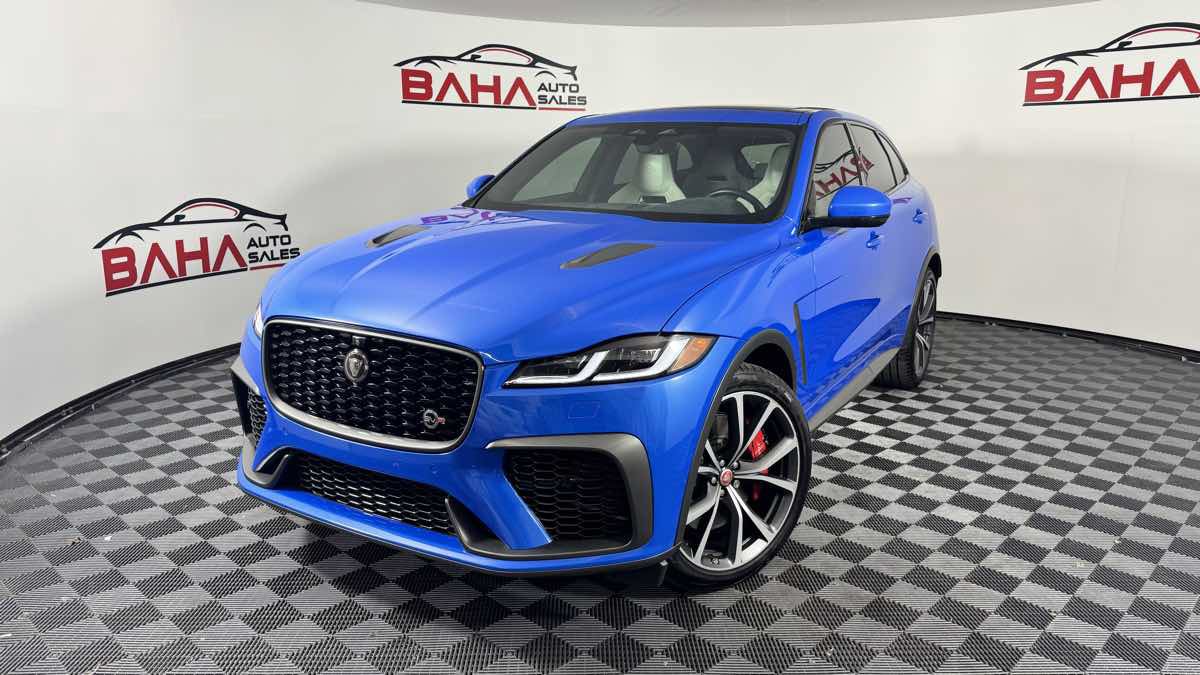 Used 2022 Jaguar F-PACE SVR AWD/4WD image 2