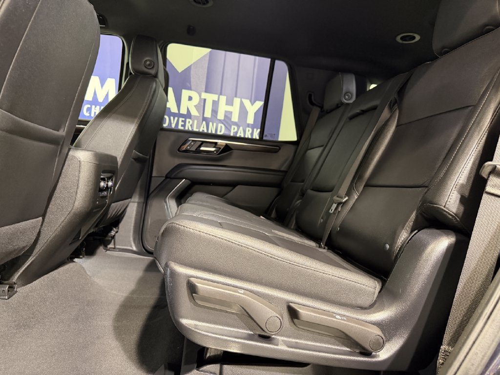 Used 2025 Chevrolet Tahoe LT AWD/4WD image 25