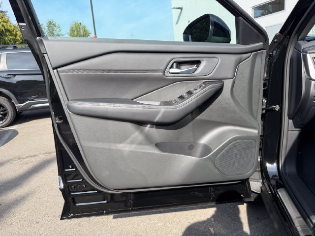 New 2026 Nissan Rogue Dark Armor AWD/4WD image 15