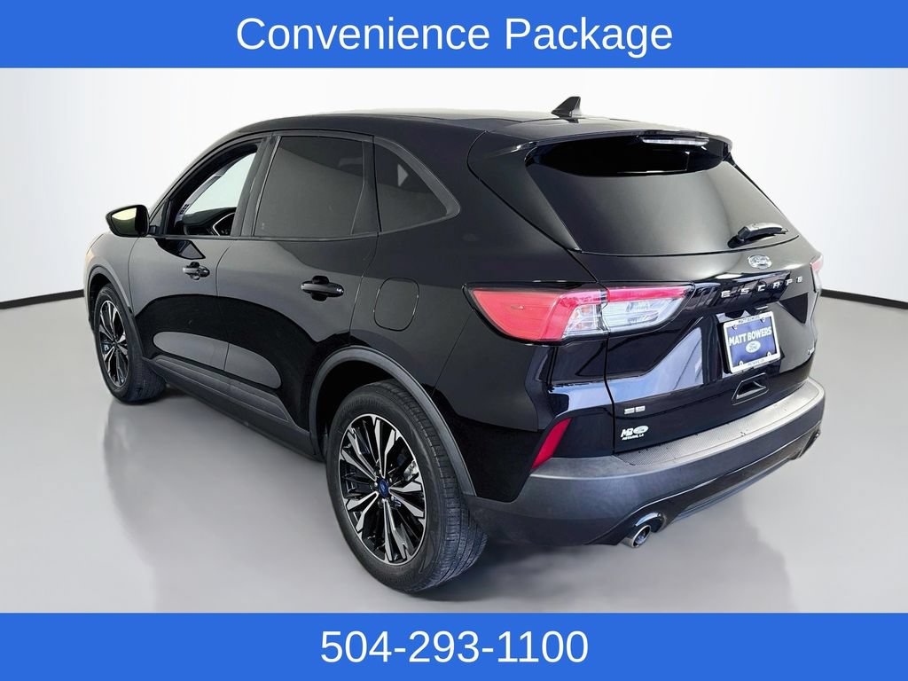 Used 2021 Ford Escape SE w/ SE Sport Appearance Package FWD image 9