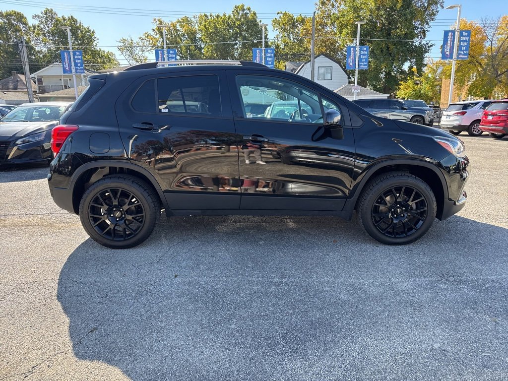 Certified 2021 Chevrolet Trax LT w/ Driver Confidence Package image 8