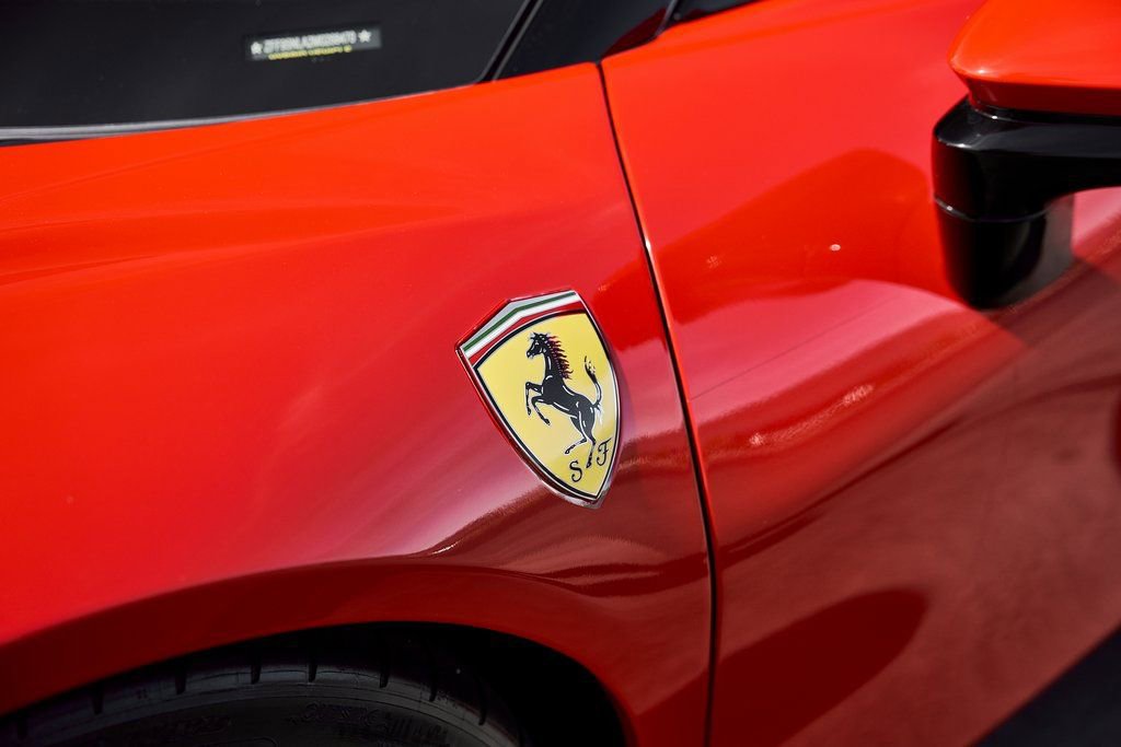 Used 2021 Ferrari SF90 Stradale image 9