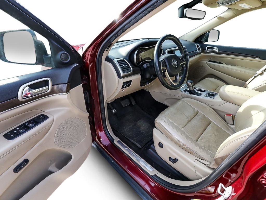 Used 2017 Jeep Grand Cherokee Limited w/ Luxury Group II image 11