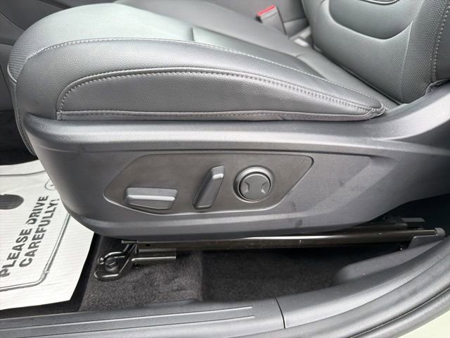 Certified 2025 Hyundai Santa Cruz XRT AWD/4WD image 11