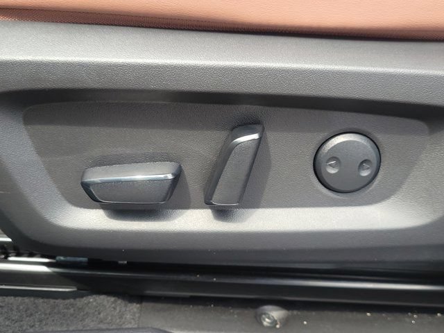 Used 2025 Mitsubishi Outlander SEL FWD image 25