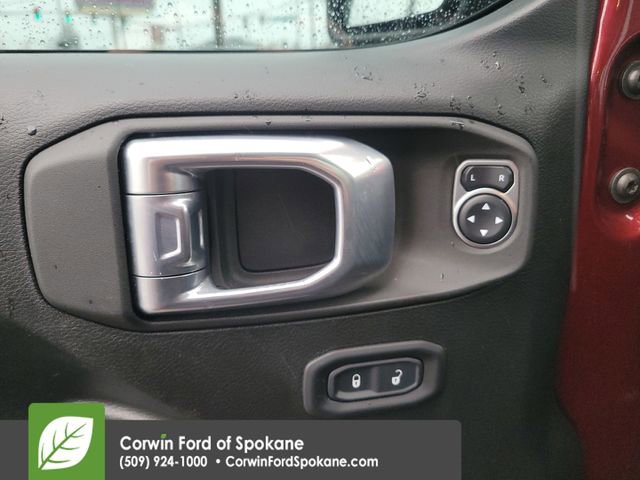 Used 2021 Jeep Wrangler Unlimited Rubicon AWD/4WD image 21
