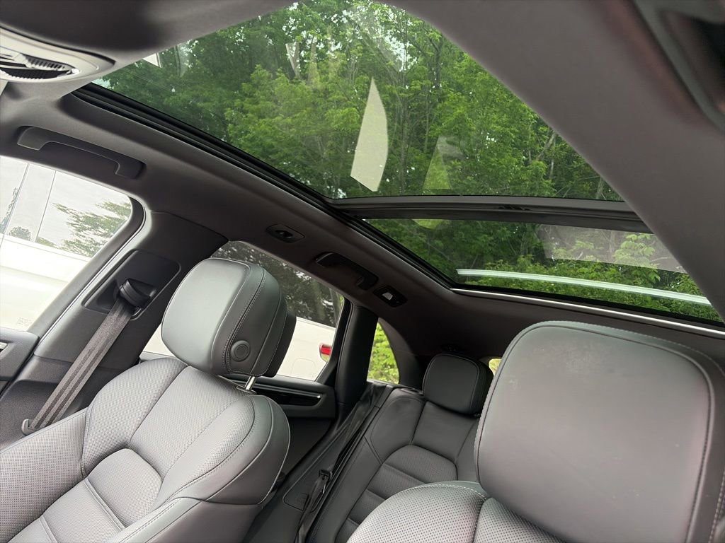 Used 2019 Porsche Macan S AWD/4WD image 5