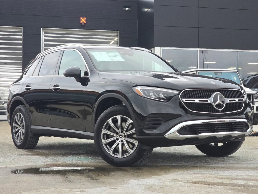 New 2026 Mercedes-Benz GLC 300 GLC 300 image 2