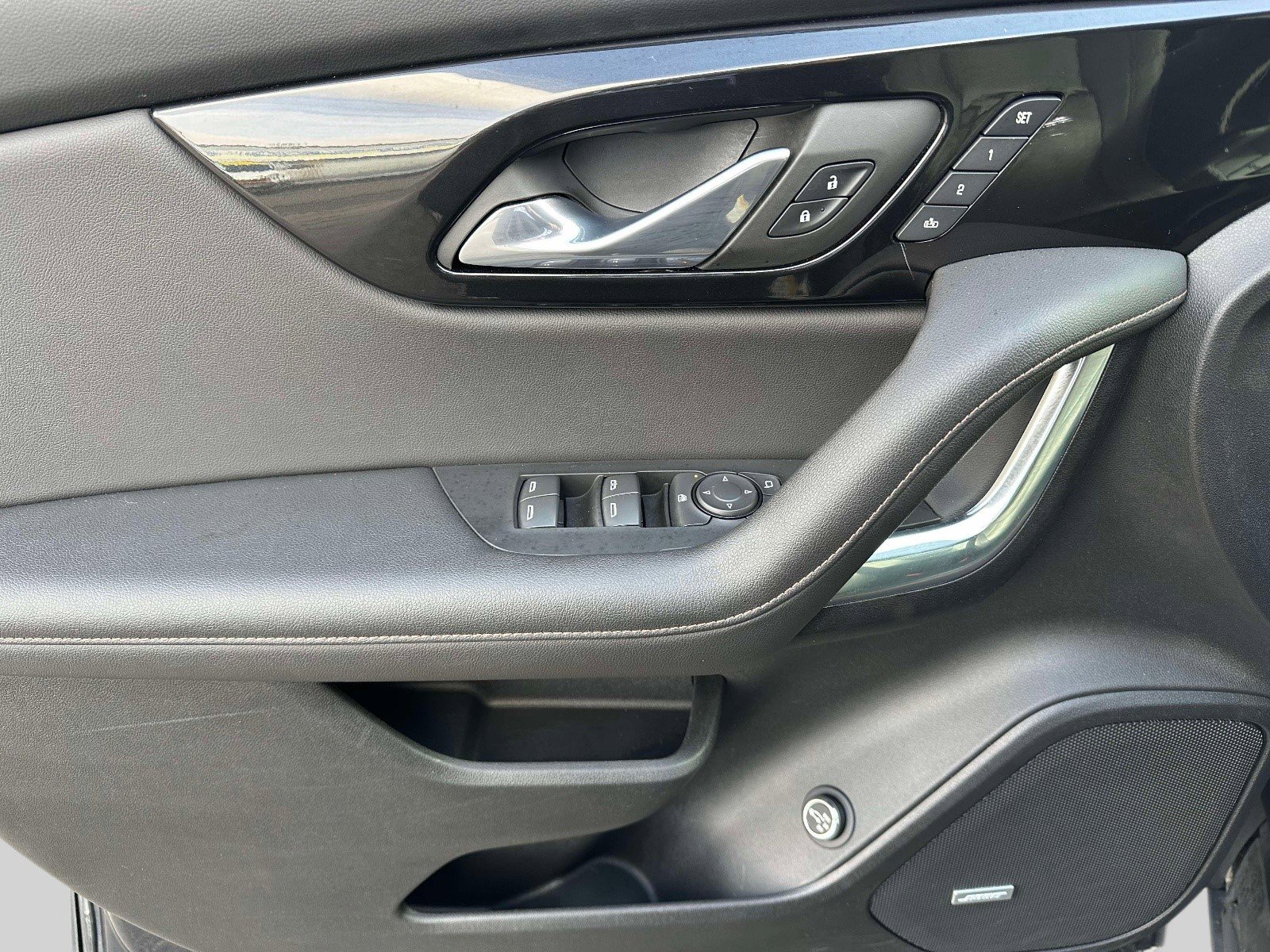 Certified 2022 Chevrolet Blazer Premier w/ Enhanced Convenience Package image 13