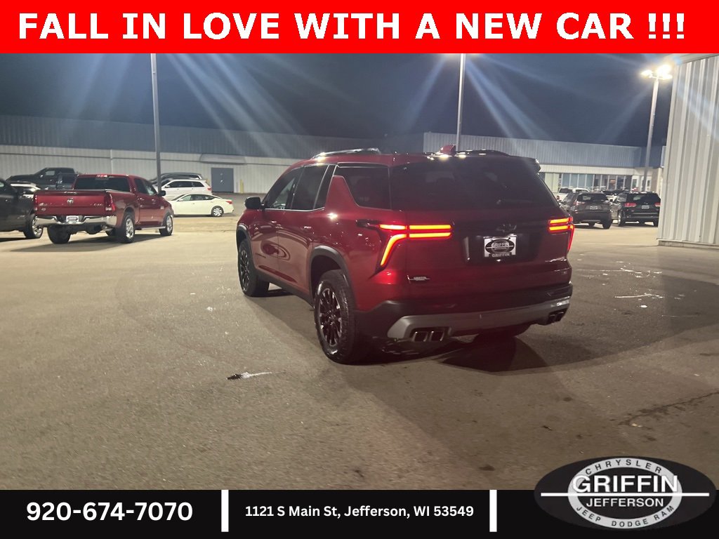 Used 2024 Chevrolet Traverse Z71 w/ Enhanced Driving Package image 14