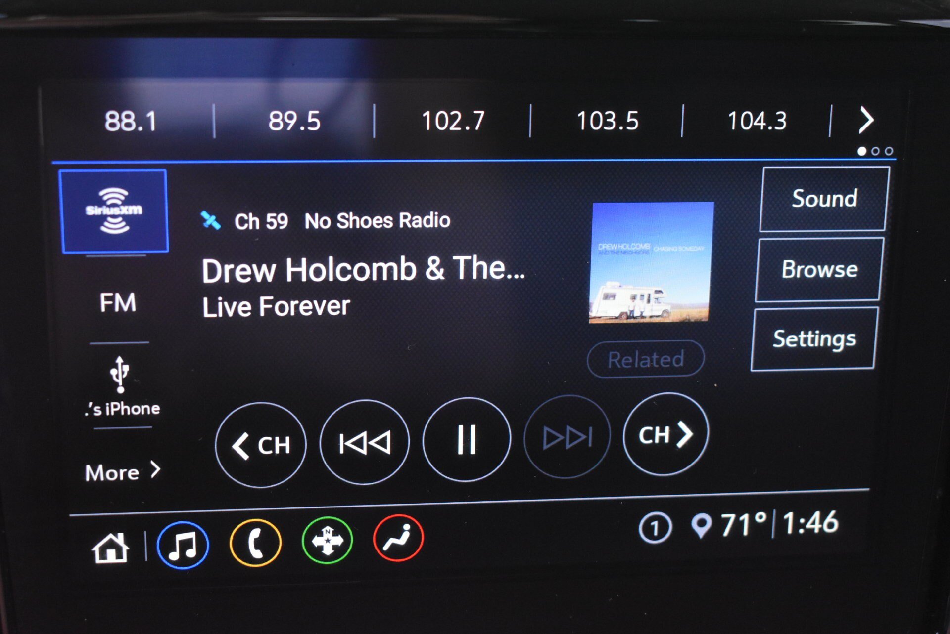 Used 2021 Chevrolet Traverse LT FWD image 29