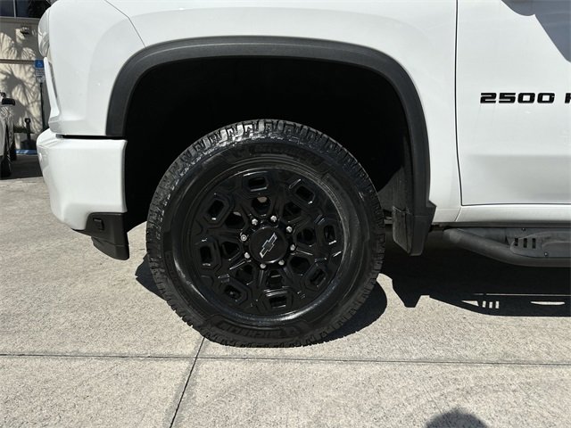 Used 2022 Chevrolet Silverado 2500 LTZ w/ LTZ Plus Package image 18