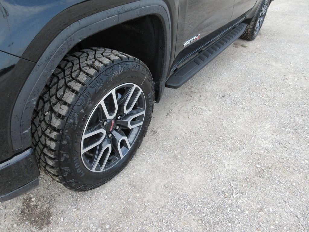New 2026 GMC Sierra 1500 AT4 w/ AT4 Premium Package AWD/4WD image 14