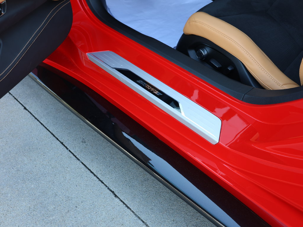 New 2027 Chevrolet Corvette Grand Sport w/ Z52 Sport Performance Package RWD image 15